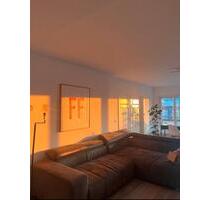Penthouse WG Zimmer - 723,00 EUR Kaltmiete, ca.  180,00 m² in Frankfurt am Main (PLZ: 60596) Süd