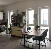 2 Zi. Penthouse Schwaigern mit Dachterrasse, Küche, Keller