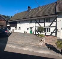 Ein Einfamilien-Fachwerkhaus - 179.000,00 EUR Kaufpreis, in Morsbach (PLZ: 51597)