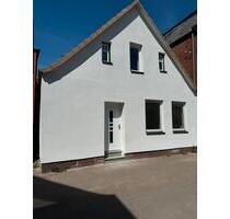 Haus zu Vermieten 4,5 Zimmer - 1.100,00 EUR Kaltmiete, ca.  110,00 m² in Wilster (PLZ: 25554)