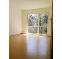 3Zi. Whg. mit Balkon, DU, Pkw-Stellpl., viel Grün am Waldrand - Sangerhausen