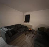 2-Zimmer Wohnung mit AbstellraumKeller EG + kleinen Balkon - Düsseldorf Stadtbezirk 9