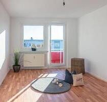 Tolle 3-Raum-Wohnung mit Balkon in begrünter Wohnlage - Chemnitz Helbersdorf