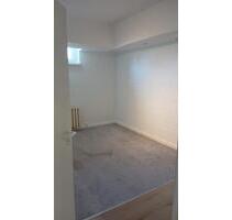 3 Gewerberäume (gesamt 45 m²) im Untergeschoss Berlin-Hohenschönhausen – Hansastraße 216