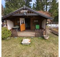 Pachtgrundstück mit Gartenhaus - 1.000,00 EUR Kaltmiete, ca.  0,00 m² in Neuhaus am Rennweg (PLZ: 98724)