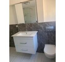 2 Zimmer Wohnung mit Einbauküche,Terrasse, Stellplatz - Weil der Stadt