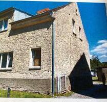 Mehrfamilienhaus mit 3 Wohnungen, teilsaniert - Letschin