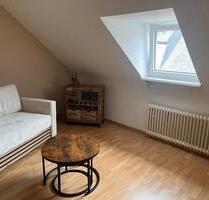 Renovierte 2 Zimmer-DG-Wohnung in Trier-Euren!