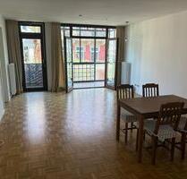 2-Zimmer-Wohnung im Grindelviertel (teilmöbliert; Untermiete) - Hamburg Rotherbaum