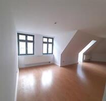 Schwerin Zentrum, schöne DG-Wohnung zu vermieten!