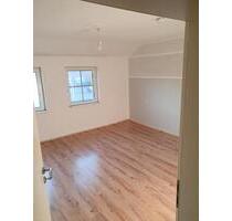 4 ZIMMER WOHNUNG ZU VERMITEN ZENTRALHEIZUNG - Twistringen