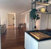 Dachgeschosswohnung am Ku’damm - 3.350,00 EUR Kaltmiete, ca.  164,00 m² in Berlin (PLZ: 10709) Charlottenburg-Wilmersdorf