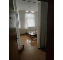 Erdgeschoßwohnung - 210,00 EUR Kaltmiete, in Plauen (PLZ: 08523)