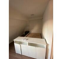 Wohngemeinschaft 10 Minuten entfernt von Stuttgart Mitte 450€!!!