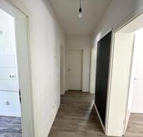 Charmante ERDGESCHOSS-Wohnung mit BALKON in ruhiger Sackgassenlage! - Plettenberg