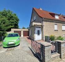Doppelhaushälfte mit Grundstück, Garage und Nebengelass - Gardelegen
