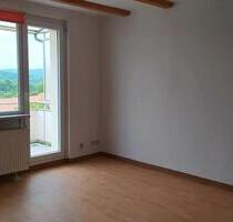Nachmieter 2 Raum Wohnung - 466,00 EUR Kaltmiete, ca.  50,00 m² in Suhl (PLZ: 98529) Aue 1