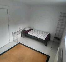 1 Zimmer Wohnung Offenbach - 690,00 EUR Kaltmiete, ca.  25,00 m² in Frankfurt am Main (PLZ: 65933) West