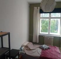 1 Zimmer 18 qm in 2 WG 450,-€ - 450,00 EUR Kaltmiete, ca.  50,00 m² in Berlin (PLZ: 14197) Charlottenburg-Wilmersdorf