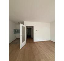 renoviertes 1 Zimmer Appartement in verkehrsberuhigter Sackgasse zu vermieten! - Saarbrücken Brebach-Fechingen