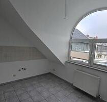 renovierte 3-Raum-Dachgeschosswohnung - Adorf/Vogtland