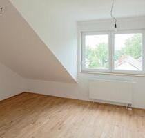 Wir sanieren für Sie - charmante Dachgeschoßwohnung in Uni-Nähe - Essen Stadtbezirk VI