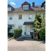5 Zimmer RMH in Wi-Sonnenberg, Garage, Fußbodenheizung etc - Wiesbaden Bierstadt
