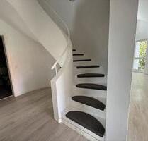 4 ZKB 108m2 MAISONETTE HOUILLER PLATZ 3-FAM HAUS PARKEN 2 BALKONE - Friedrichsdorf