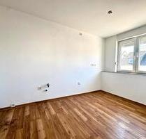 Vermiete 4-5 ZKB Wohnung in Friedrichsthal