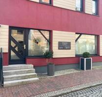 Büro- Praxisräume im EG 75qm, Innenstadt von Waren (Müritz)