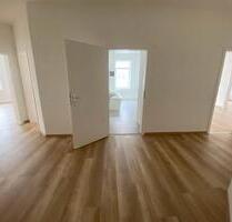 Familienfreundliche 3 Zimmer Wohnung mit Tageslichtbad - Leipzig Nordost