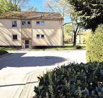 Grünes Glück im EG: Gemütliche Single-Wohnung mit Balkon - Duisburg Essenberg