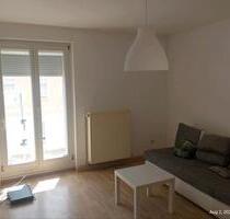 helle 55m² Wohnung mit Balkon in der Amalienstraße - Würzburg Steinbachtal