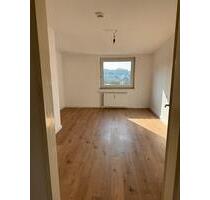 Mietwohnung | 2 Zimmer | Miete - 450,00 EUR Kaltmiete, ca.  57,00 m² in Remscheid (PLZ: 42853)