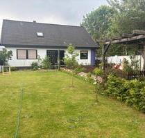 4 Zimmer Wohnung mit Garten und Terrasse in einem Zweifamili - Burgdorf