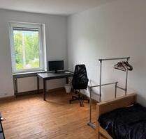 WG Zimmer zur Untermiete - 520,00 EUR Kaltmiete, ca.  15,00 m² in Koblenz (PLZ: 56068)