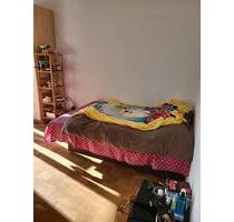 WG Zimmer zur Vermietung - 630,00 EUR Kaltmiete, ca.  18,00 m² in Berlin (PLZ: 14169) Steglitz-Zehlendorf