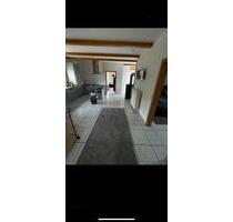 Wohnung 2,5 Zimmer 94m2 - 1.000,00 EUR Kaltmiete, ca.  94,00 m² in Hemmingen (PLZ: 30966)