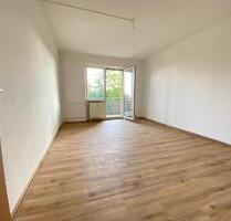 Einziehen & Wohlfühlen! Schöne helle Wohnung in der Südstadt zu vermieten! - Güstrow