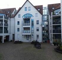Charmante 2-Zimmer-Wohnung mit Tiefgaragenstellplatz und Hausmeisterservice in Maichingen - Sindelfingen Darmsheim