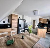 Helle 150 m² Wohnung auf dem Land mit 2 Balkonen in 87666 Pforzen