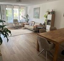 Schöne, helle 3,5 Zi Wohnung im gehobenen Zustand - Leonberg