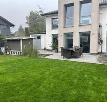 Moderne Doppelhaushälfte mit Garten & Garage in Langen - Geestland