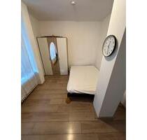 Frauen wg Zimmer zum vermieten ab sofort in Schwenningen Stadt - Villingen-Schwenningen