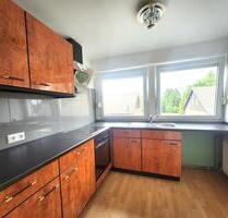 Willkommen in Ihrem neuen Zuhause in Düsseldorf Hassels! Diese charmante Dachgeschosswohnung, Baujahr 1977, wurde kürzlich umfassend saniert und steht nun zum Erstbezug bereit. Auf einer...