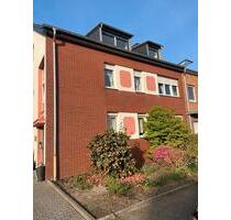 Dachgeschosswohnung MG Neuwerk - 900,00 EUR Kaltmiete, ca.  80,00 m² in Mönchengladbach (PLZ: 41066) Ost