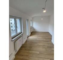 Saniertes Büro im DG mit Dachterrasse in S-West! - Stuttgart Stuttgart-West