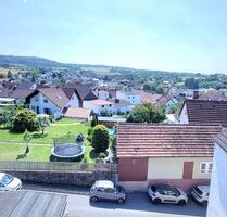 Charmantes Einfamilienhaus mit herrlichem Weitblick - Staufenberg