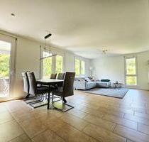 Moderne, helle 3-Zimmer-Eigentumswohnung mit Balkon und Carport - Hanau Großauheim