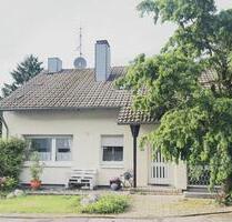 Helle & gemütliche Dachgeschosswohnung in ruhiger Sackgassenlage - Remscheid Lüttringhausen
